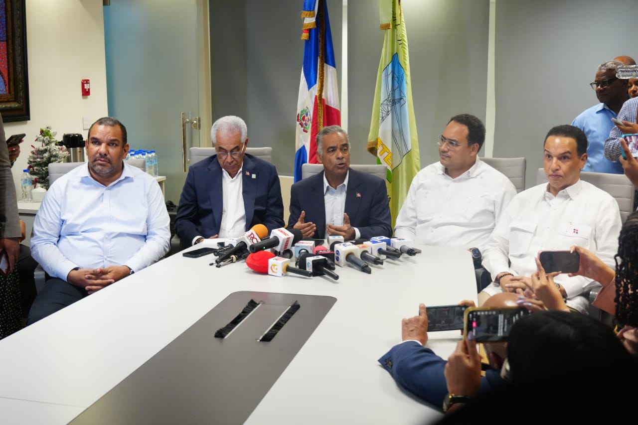 Autoridades avanzan en restablecimiento de energía, pero sin hora exacta de normalización total