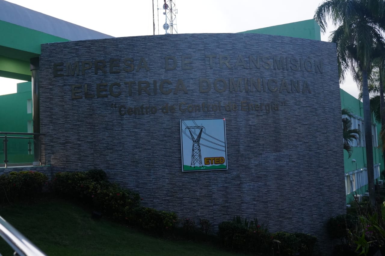 Autoridades avanzan en restablecimiento de energía, pero sin hora exacta de normalización total