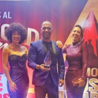 Azul Podcast gana “Podcast del Año” en los Glamour Music Awards 2025