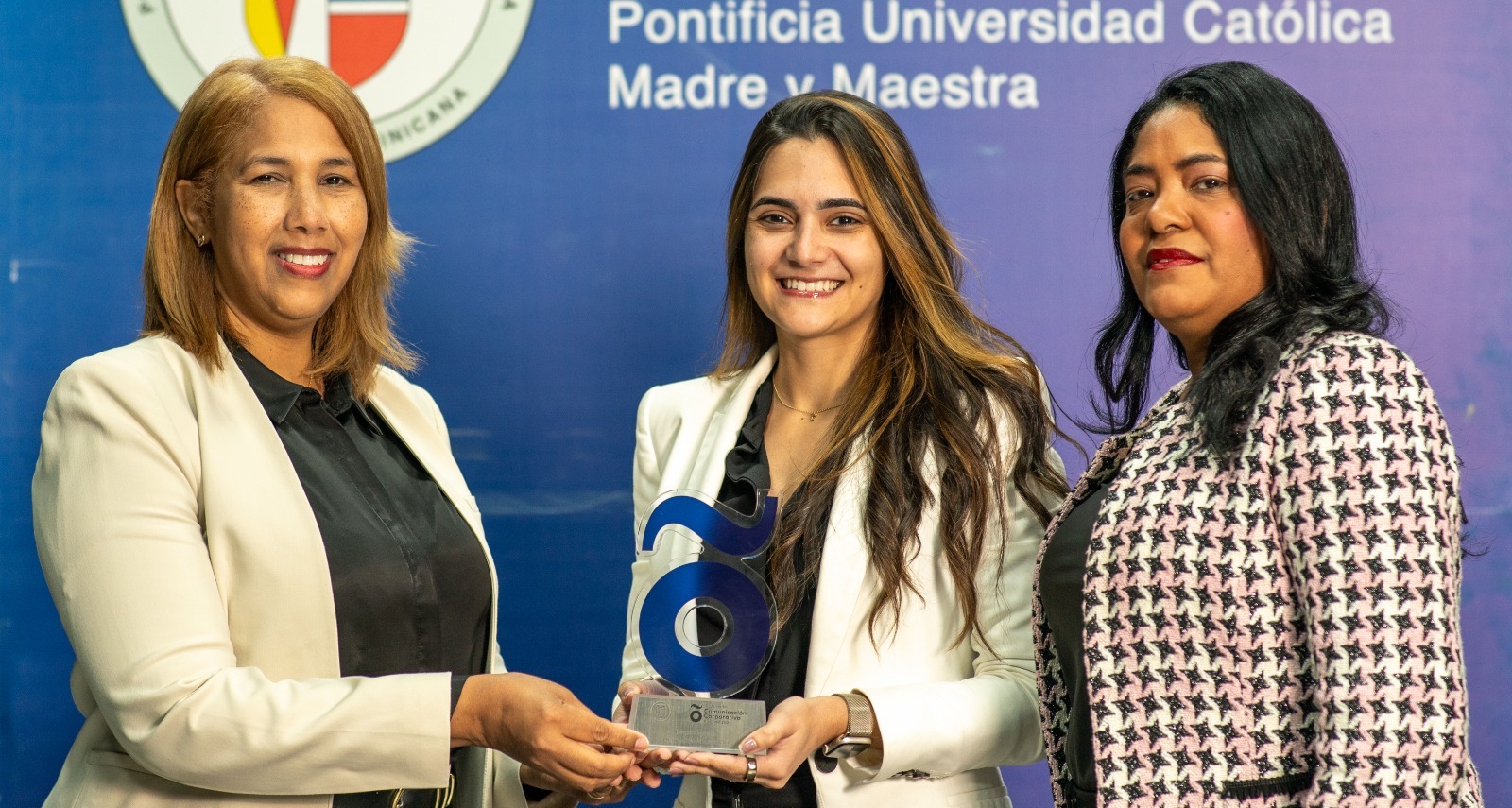 Qik Banco Digital, premiado por su comunicación disruptiva en PUCMM