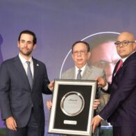 Foro Económico elDinero 2025 reconoce al gobernador del Banco Central y apuesta a RD como hub logístico