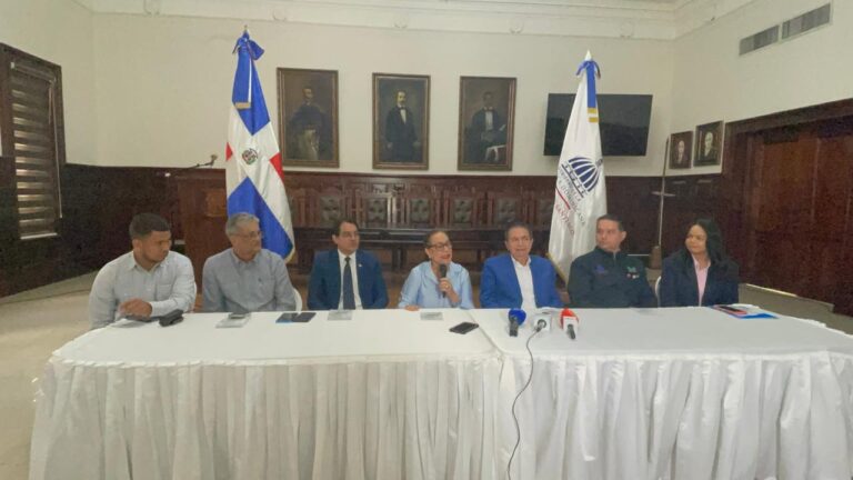 Gobernación y Gabinete de la Familia realizarán jornada social “Estamos en Familia” este sábado 15 de noviembre en Santiago