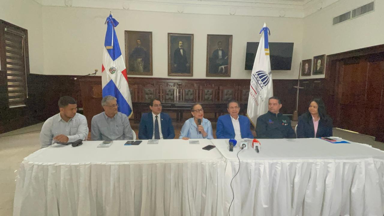 Gobernación y Gabinete de la Familia realizarán jornada social “Estamos en Familia” este sábado 15 de noviembre en Santiago