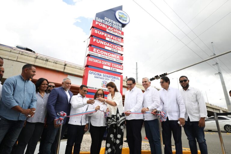 Vicepresidenta encabeza inauguración centro del Programa Oportunidad 14-24: entrega obras en el Cibao