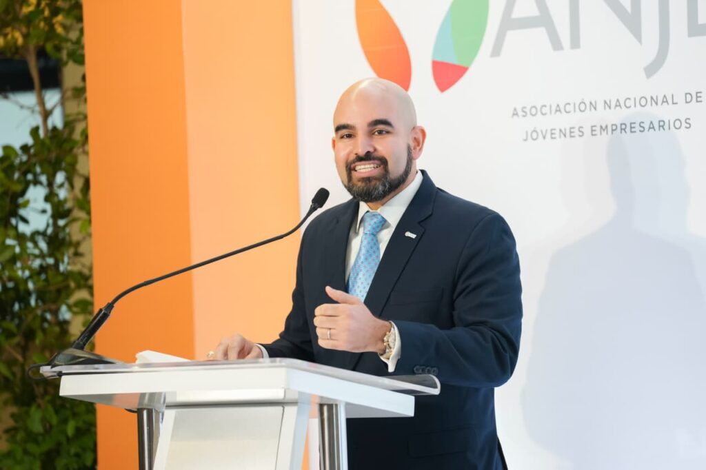 Abogado Boris de León.