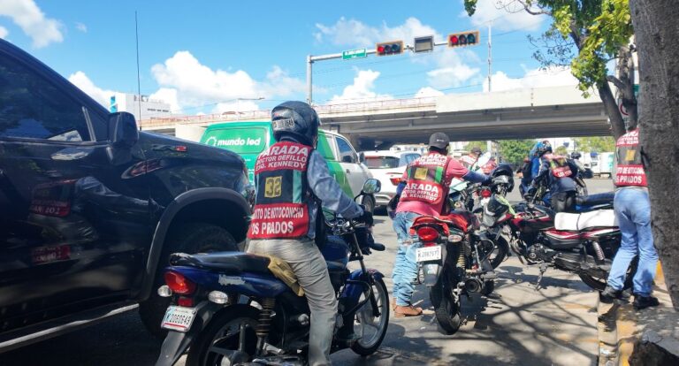 Motoristas reaccionan ante medidas del INTRANT: piden diálogo, claridad y mejores condiciones