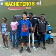 Ejército intercepta motocicleta de tres ruedas que transportaba haitianos indocumentados en Mao