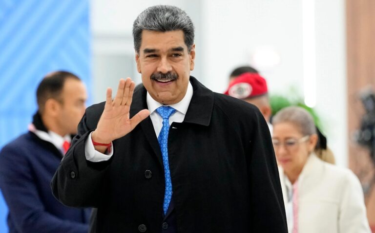 Casa Blanca rechazó oferta de Maduro de dimitir tras un plazo de dos años