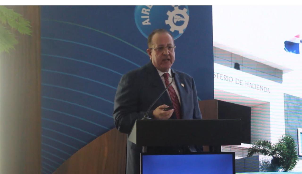 Magín Díaz advierte que RD debe impulsar reformas ahora para evitar una crisis