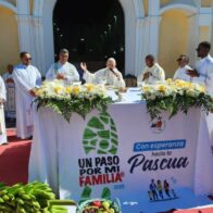 Iglesia Católica de Azua Realiza con Gran Éxito la Caminata “Un Paso por Mi Familia”