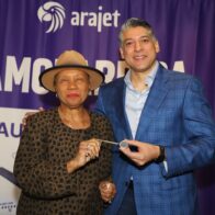 CEO de Arajet recibe las llaves de la ciudad de Cambridge en ceremonia por el inicio de operaciones hacia Massachusets
