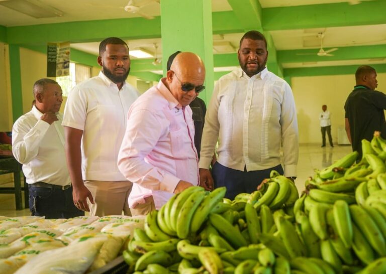 Inespre beneficia a cientos de personas con Mercado de Productores y Ruta Alimentaria en La Altagracia y El Seibo