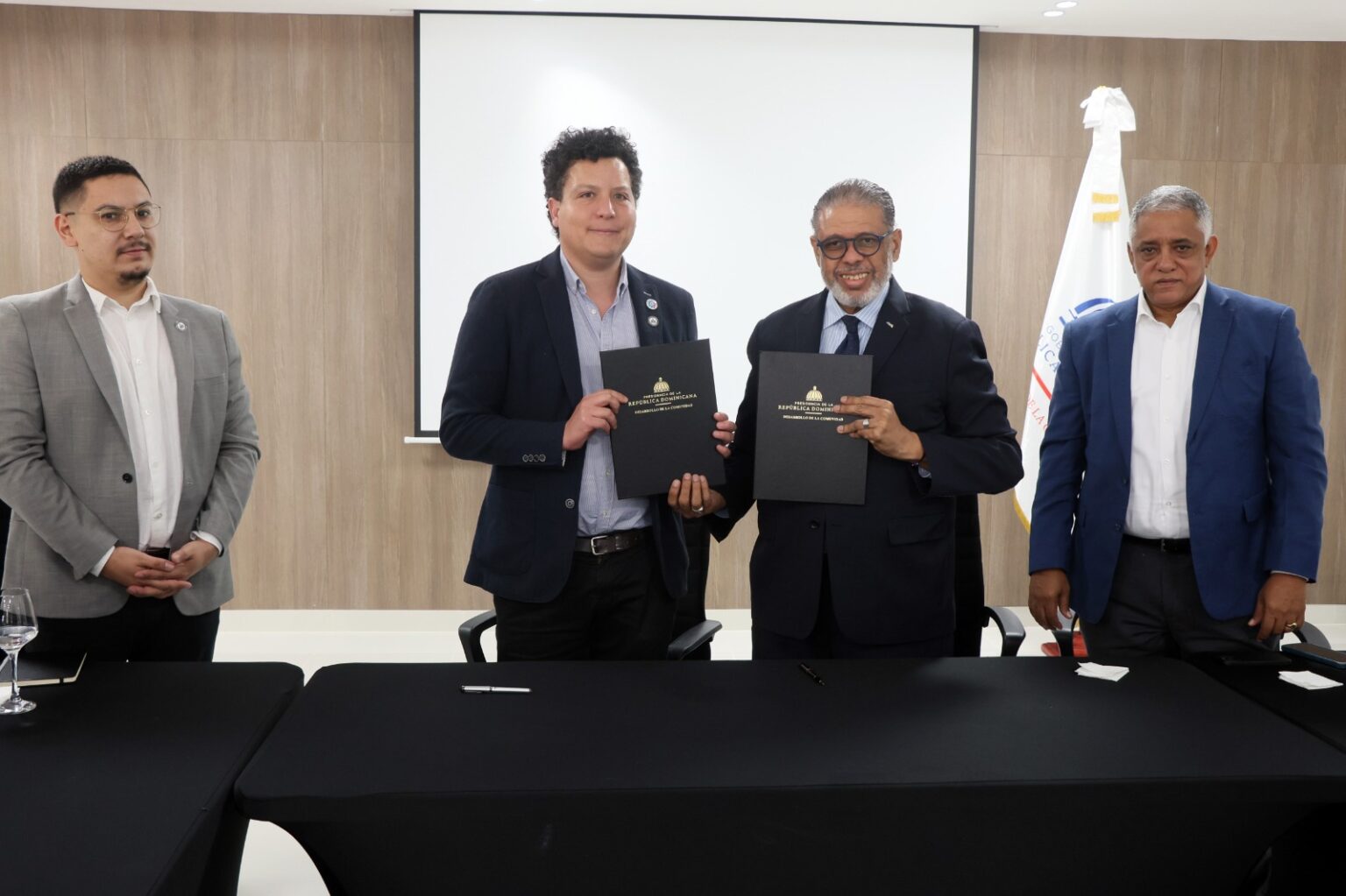 Desarrollo de la Comunidad y Fondo de Solidaridad e Inversión Social de Chile impulsarán proyectos