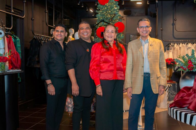 Rafael Rivero lanza su colección de fiesta “Holidays”