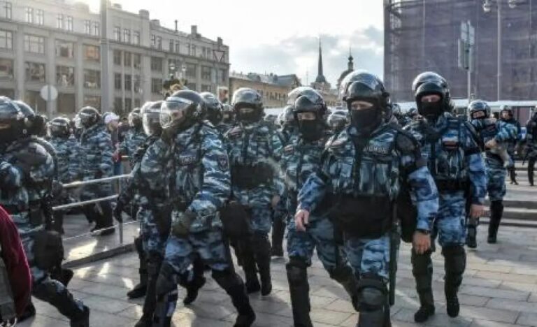 Rusia condena a prisión a cuatro adolescentes por terrorismo