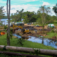 Detienen un nuevo derrame de petróleo en Amazonía de Ecuador antes de afectar al río Napo