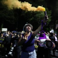 Los feminicidios crecen en Ecuador invisibilizados por la guerra entre grupos criminales