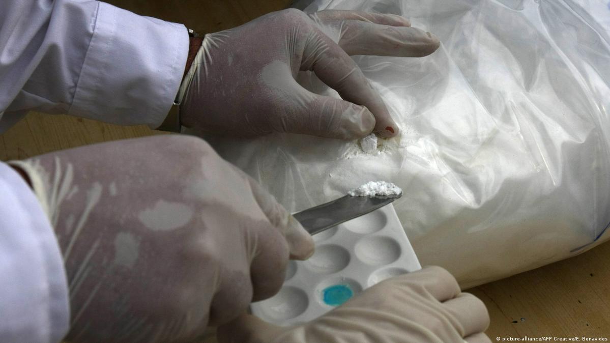 Cae en Eapaña una red que traía cocaína mezclada con pulpa de fruta de Colombia