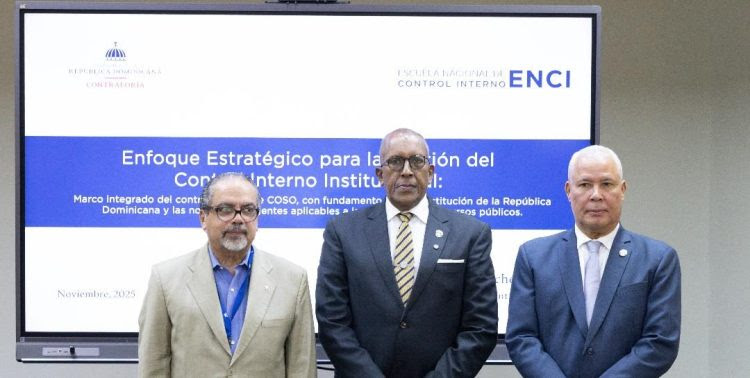 Contraloría entrena funcionarios del Palacio Nacional