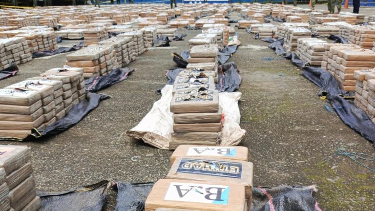 Ecuador decomisa 58 kilos de droga en un contenedor que iba a Grecia