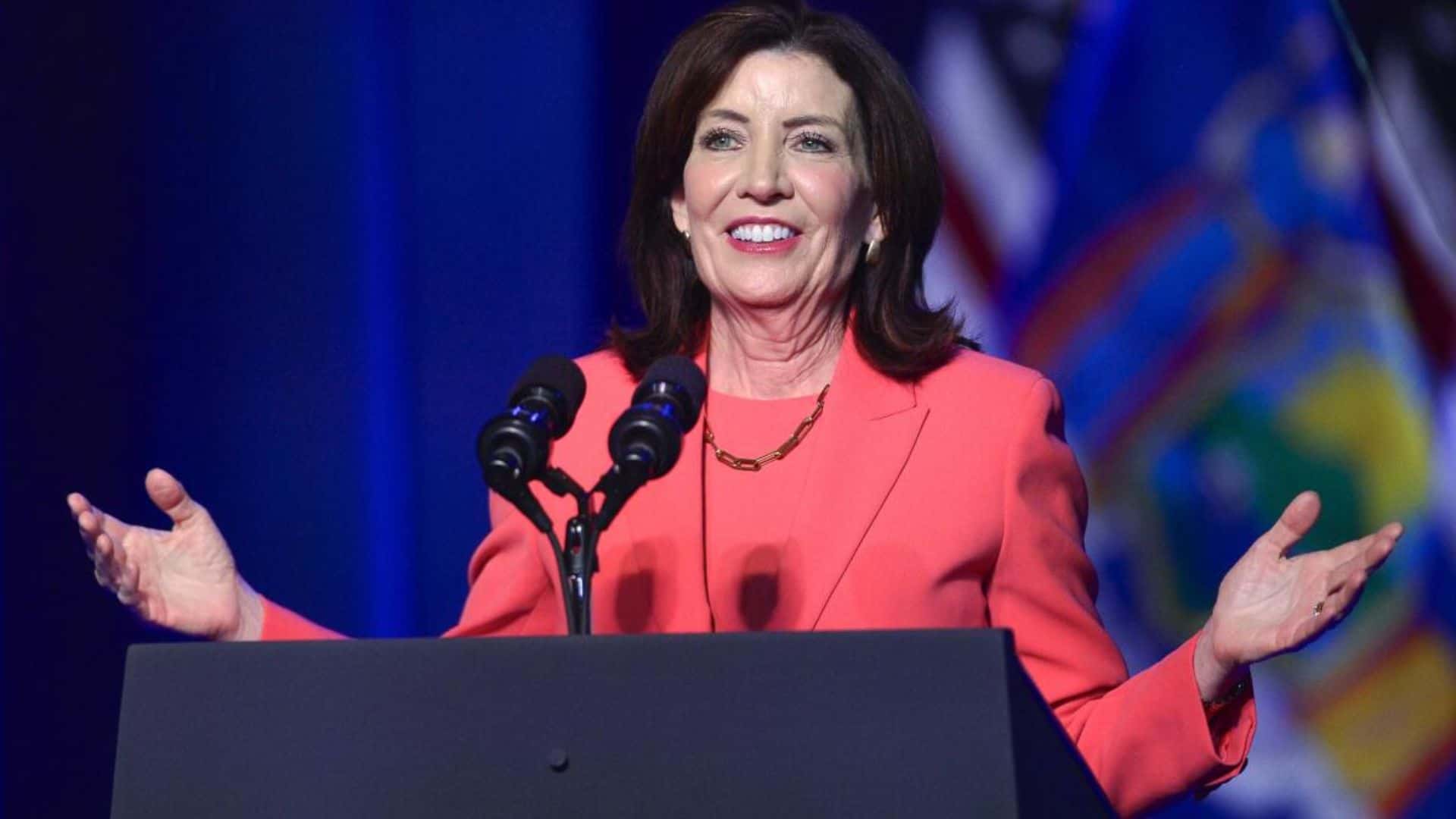 Cámara de Diputados recibirá hoy a la gobernadora de Nueva York, Kathleen Hochul