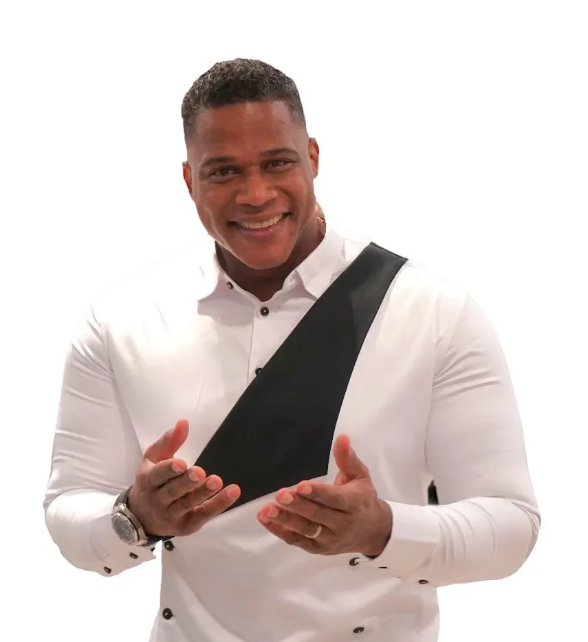 Jandy Ventura “El Legado” llevó la Navidad a La Casa de Alofoke 2