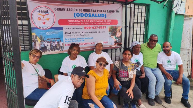 Odosalud Realiza operativo médico barrio San Carlos de la capital 