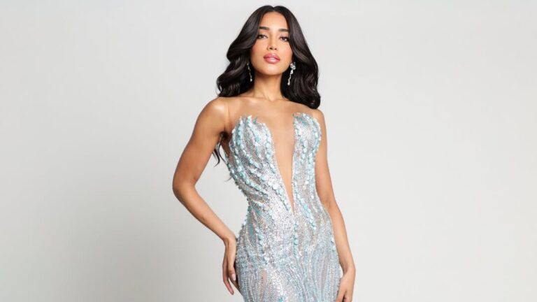 Miss RD se adueña de la pasarela en traje de gala durante la preliminar de Miss Universo