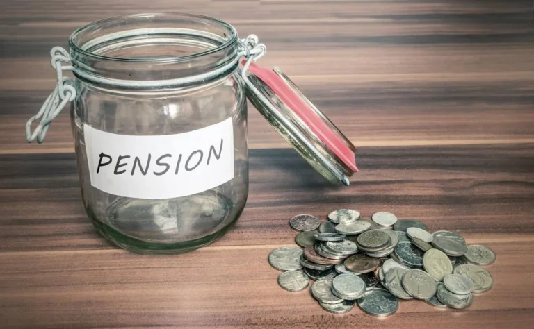 Denuncian que fondo de pensiones sueco invierte en firmas vinculadas a la junta birmana