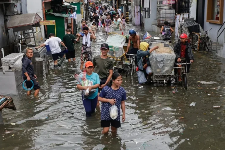 El supertifón Fung-wong deja 18 muertos en Filipinas y se acerca a Taiwán con menos fuerza