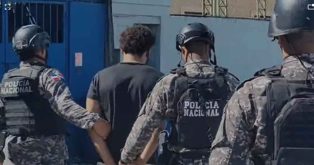 Recluso resulta herido de ocho estocadas durante incidente en cárcel de La Vega