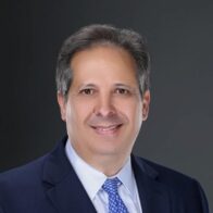 Víctor Atallah propone priorizar salud mental y debatir costo de medicamentos