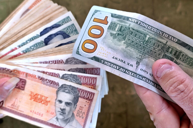 El Banco Central de Cuba sitúa su nueva tasa de cambio más cerca del mercado informal