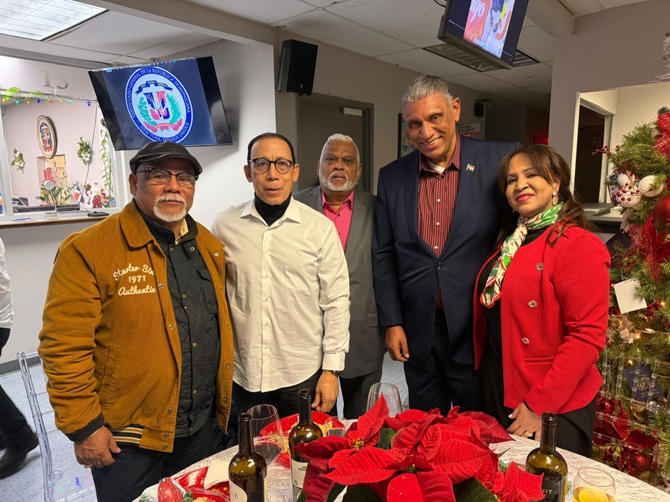 Consulado Dominicano en Nueva York celebra fiesta navideña y reconoce la labor de sus empleados
