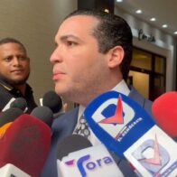 Propuesta de habilitar constitucionalmente a Danilo y Abinader genera debate en el Congreso