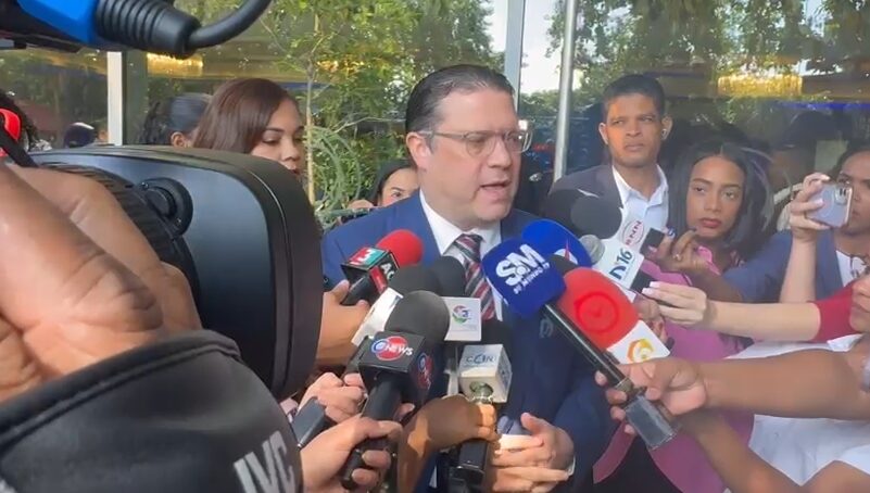 Yayo Sanz Lovatón afirma que la gracia navideña avanza con éxito y destaca liderazgo económico del país