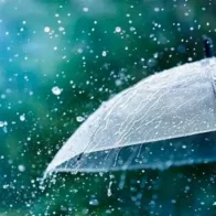 ¡A sacar el paraguas! Indomet alerta sobre fuertes lluvias y calor sofocante este domingo