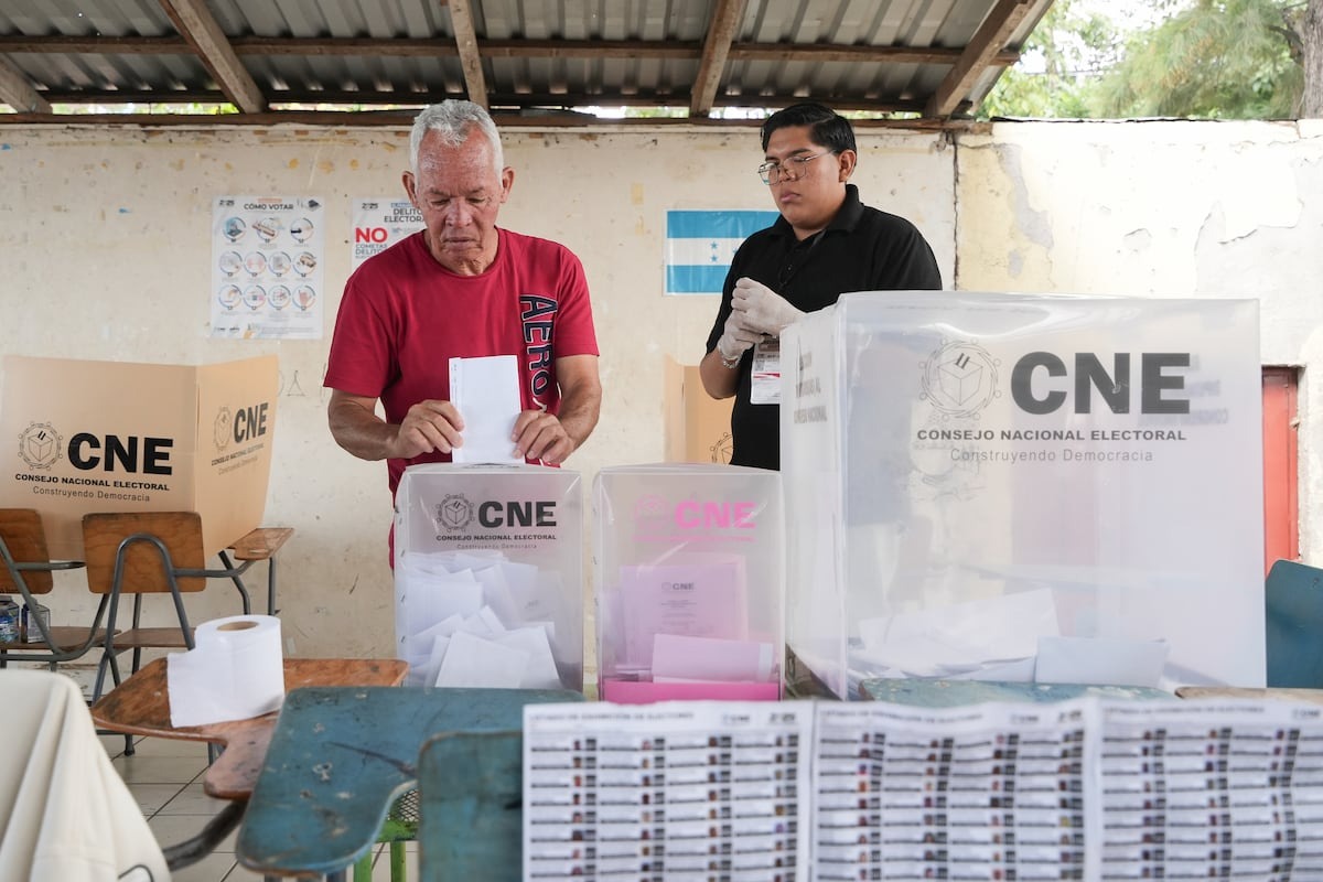 Casi una semana después de las elecciones, Honduras no tiene aún nuevo presidente electo