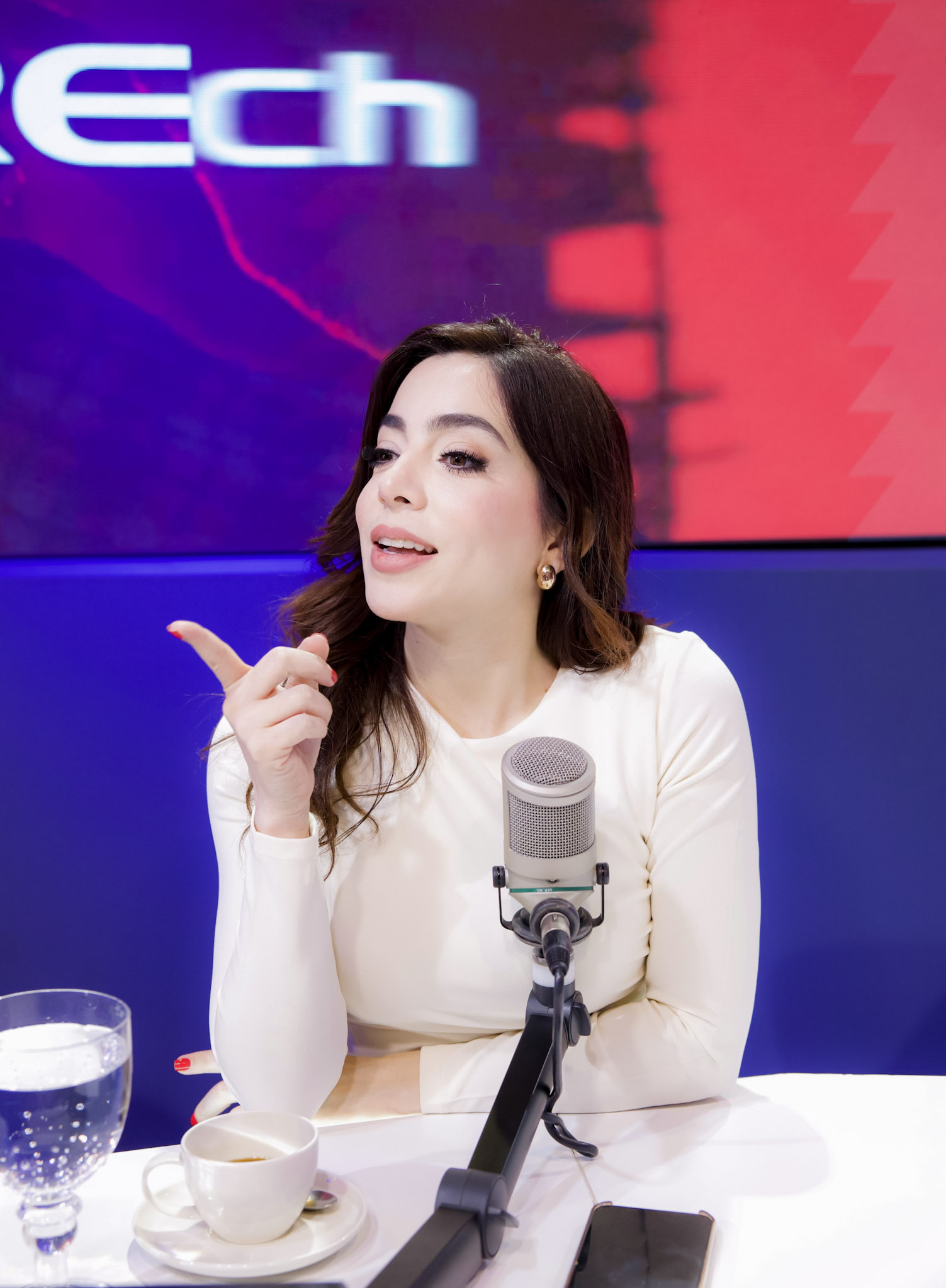 Norisbel Uceta anuncia acciones legales contra medio por "insinuar" relación sentimental con Omar Fernández