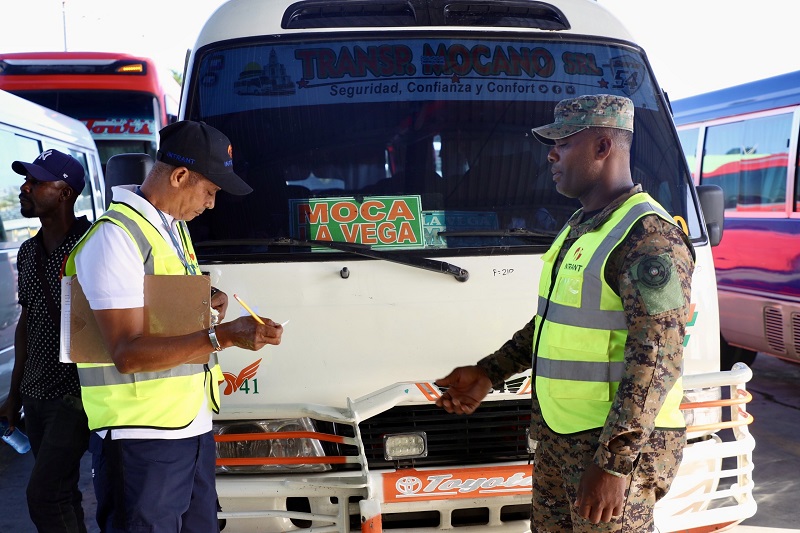 INTRANT realizará inspecciones visuales vehiculares durante operativo Navidad Segura 2025