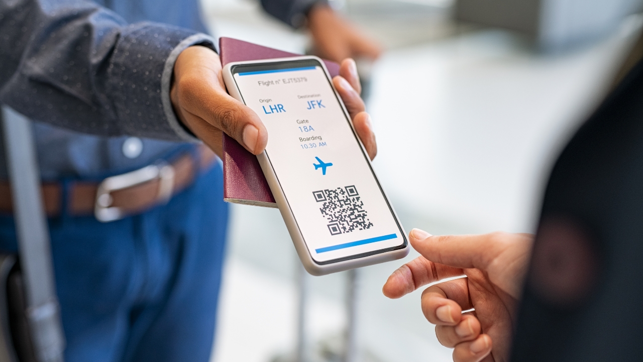 Migración autoriza viajar sin llenar el E-ticket por falla técnica en su plataforma
