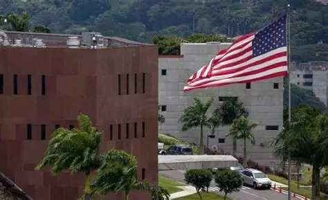 Embajada de EE. UU. urge a sus ciudadanos a abandonar Venezuela ante grave deterioro de la seguridad