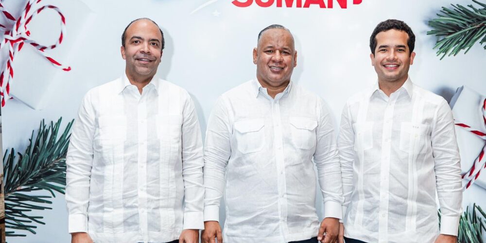 Amigos que Suman celebra tradicional encuentro navideño y reconoce trayectoria de Milagros Germán