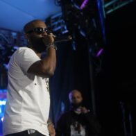 El Fother activa al público de Herrera con una presentación explosiva en el Concierto Reconocidos en Navidad