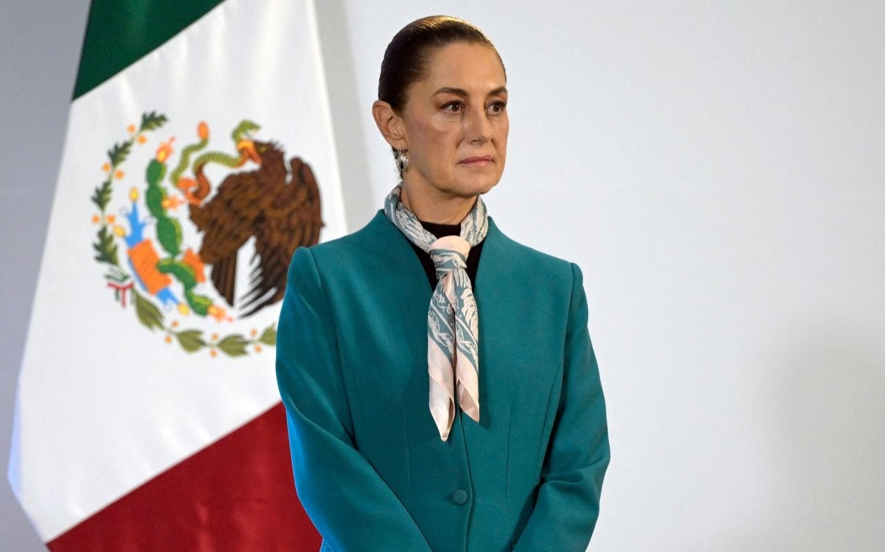 La presidenta de México anuncia un aumento del 13 % en el salario mínimo para 2026