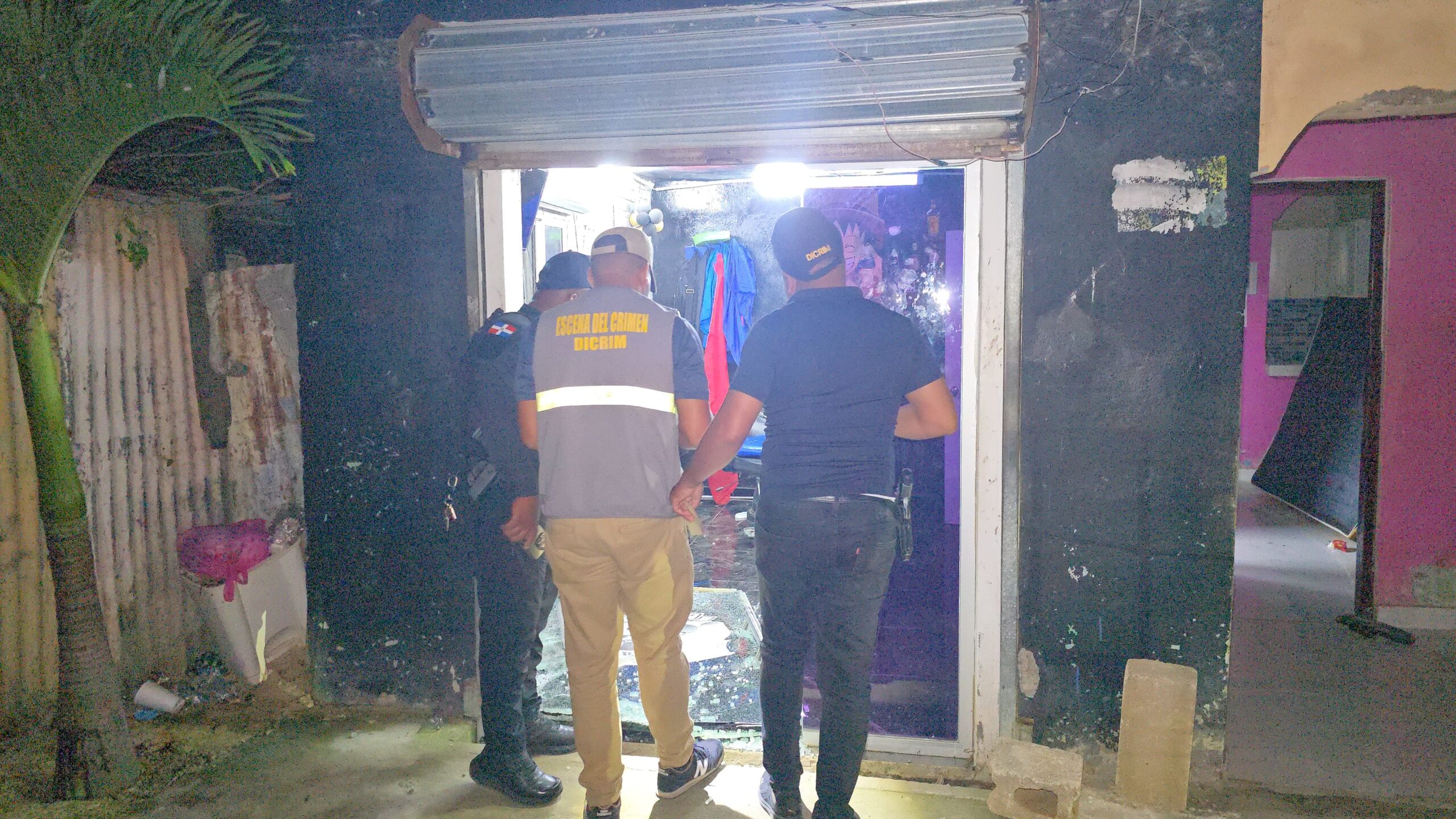 Hombre asesinado y otro herido durante ataque a tiros frente a una peluquería en el municipio de Villa Hermosa