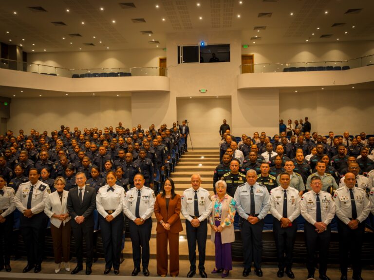 Policía Nacional clausura programa de Cooperación Internacional y gradúa 423 agentes