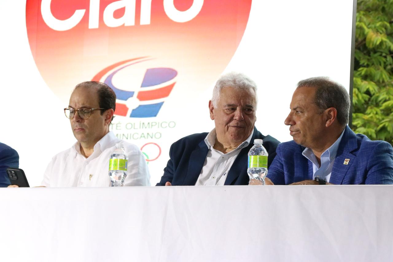 Maggi y Fernández dejan abierto Mundial Racquetbol Juvenil