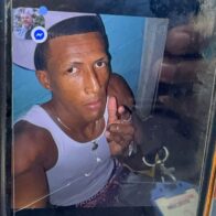 Ultiman joven de una puñalada en centro de diversión de SFM
