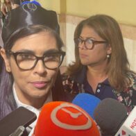 “Esta muerte no debió ocurrir”, afirma Olga Diná Lloverías; aplazan para este miércoles coerción a empleadas del Da Vinci